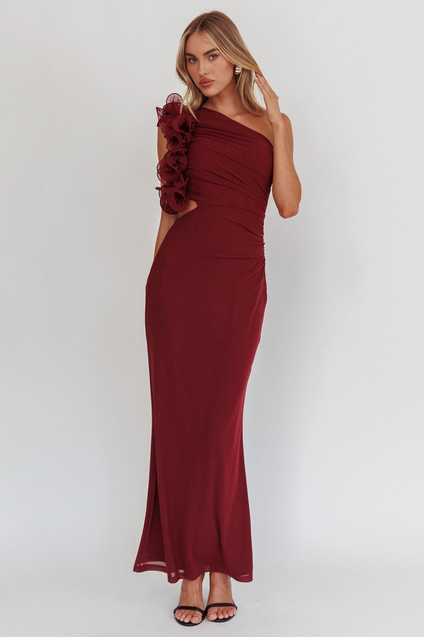 Deanna One-Shoulder Ruffle Maxi Dress Wine