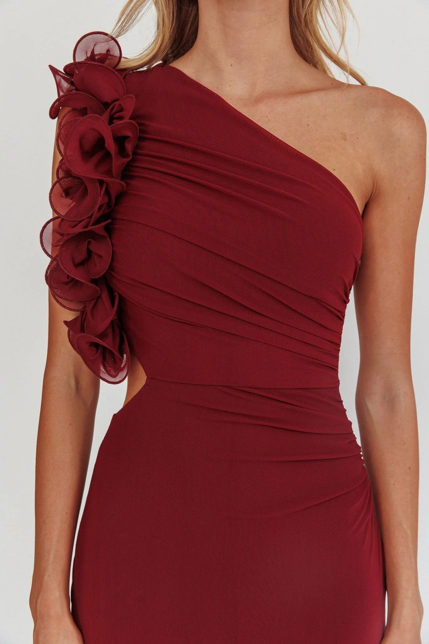 Deanna One-Shoulder Ruffle Maxi Dress Wine
