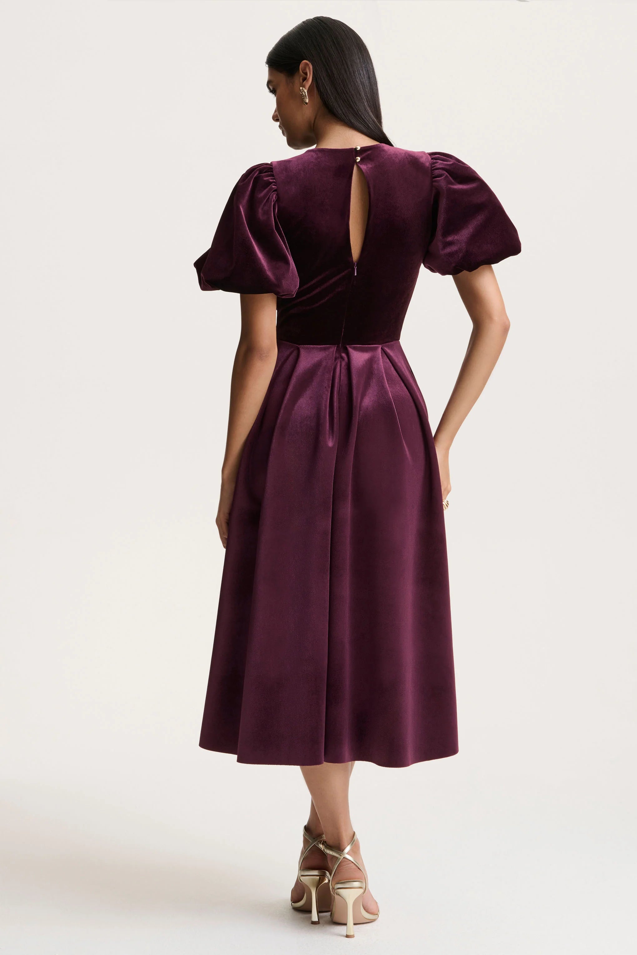 Seraphic | Burgundy Velvet Puff-Sleeve Midi Dress
